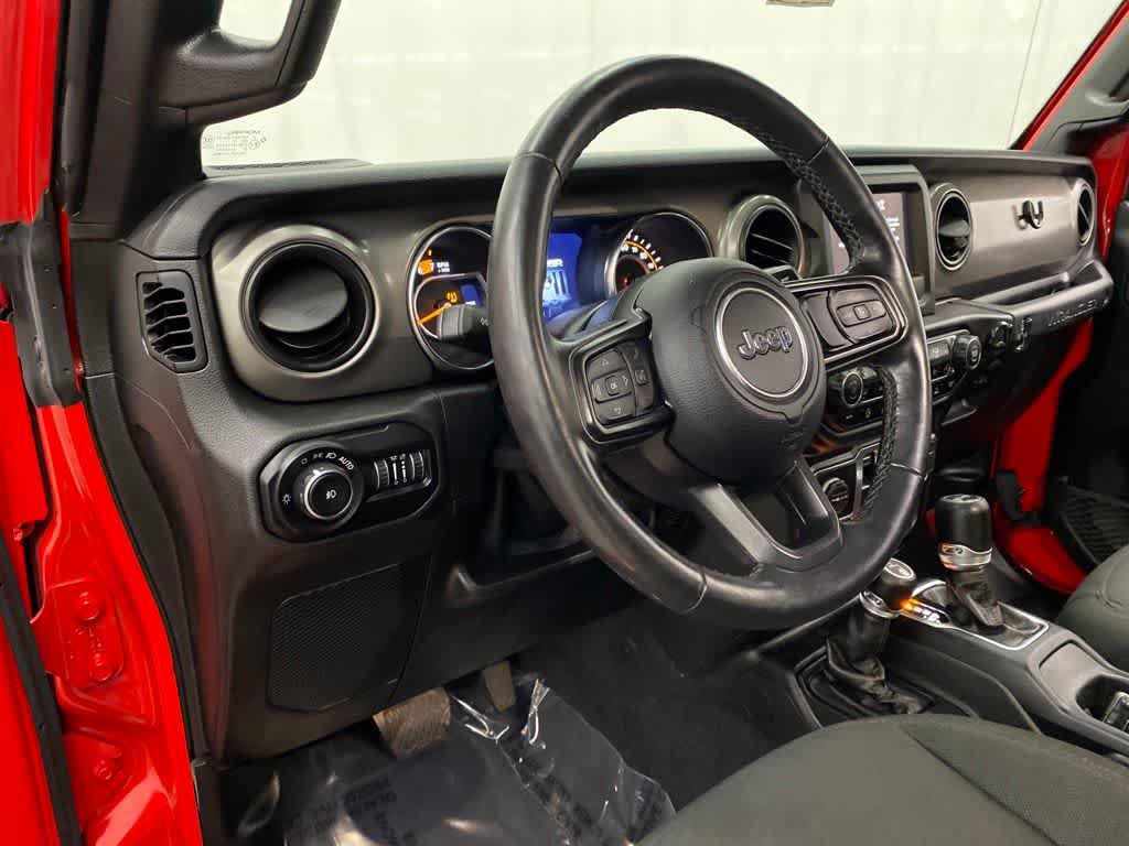 Used 2021 Jeep Wrangler Sport AWD/4WD image 2
