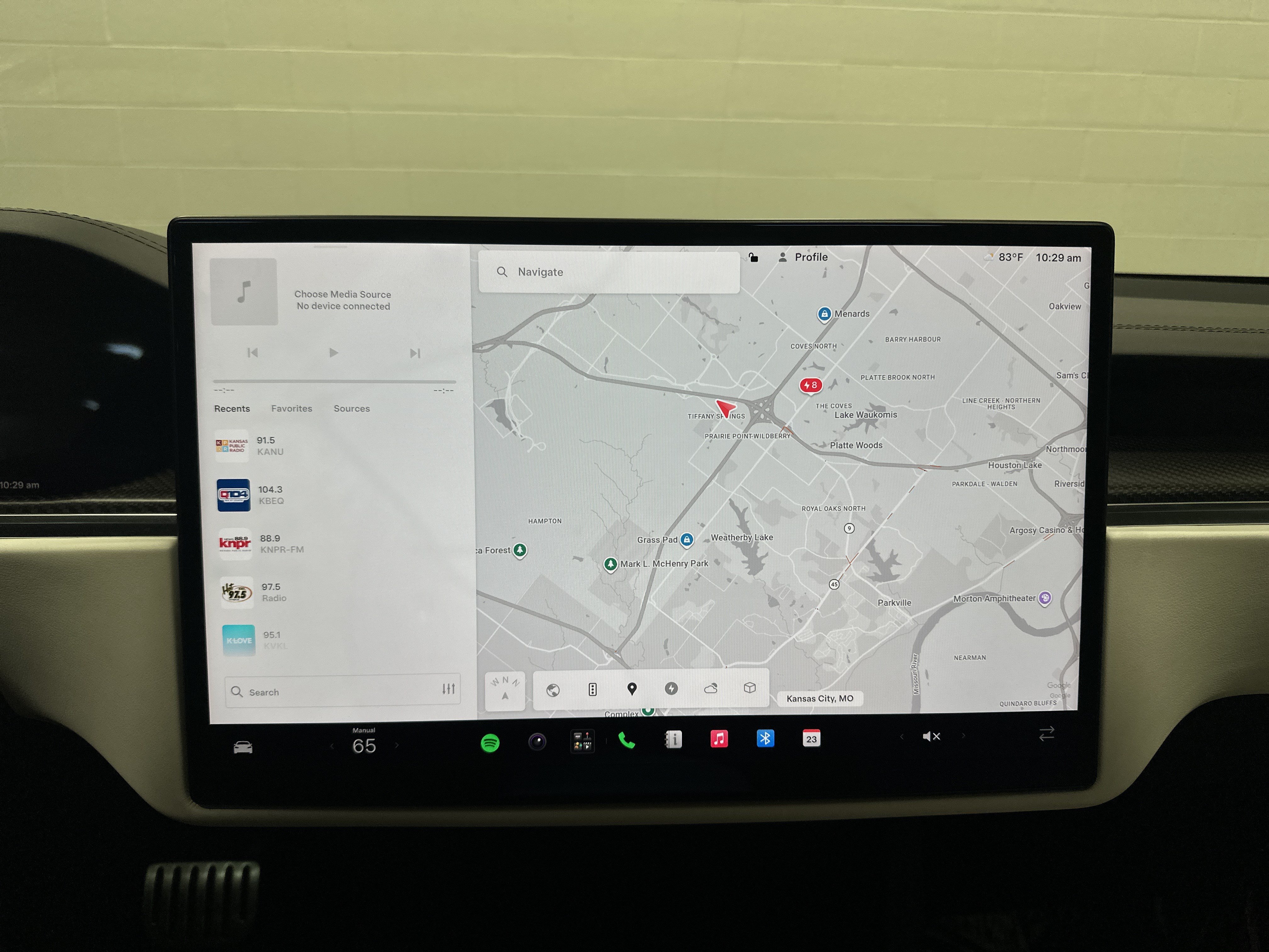 Used 2021 Tesla Model S Plaid AWD/4WD image 24