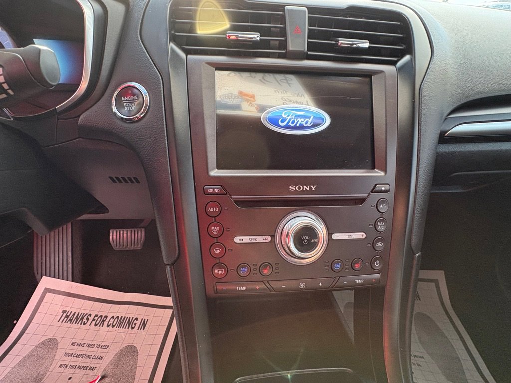 Used 2020 Ford Fusion Titanium FWD image 10