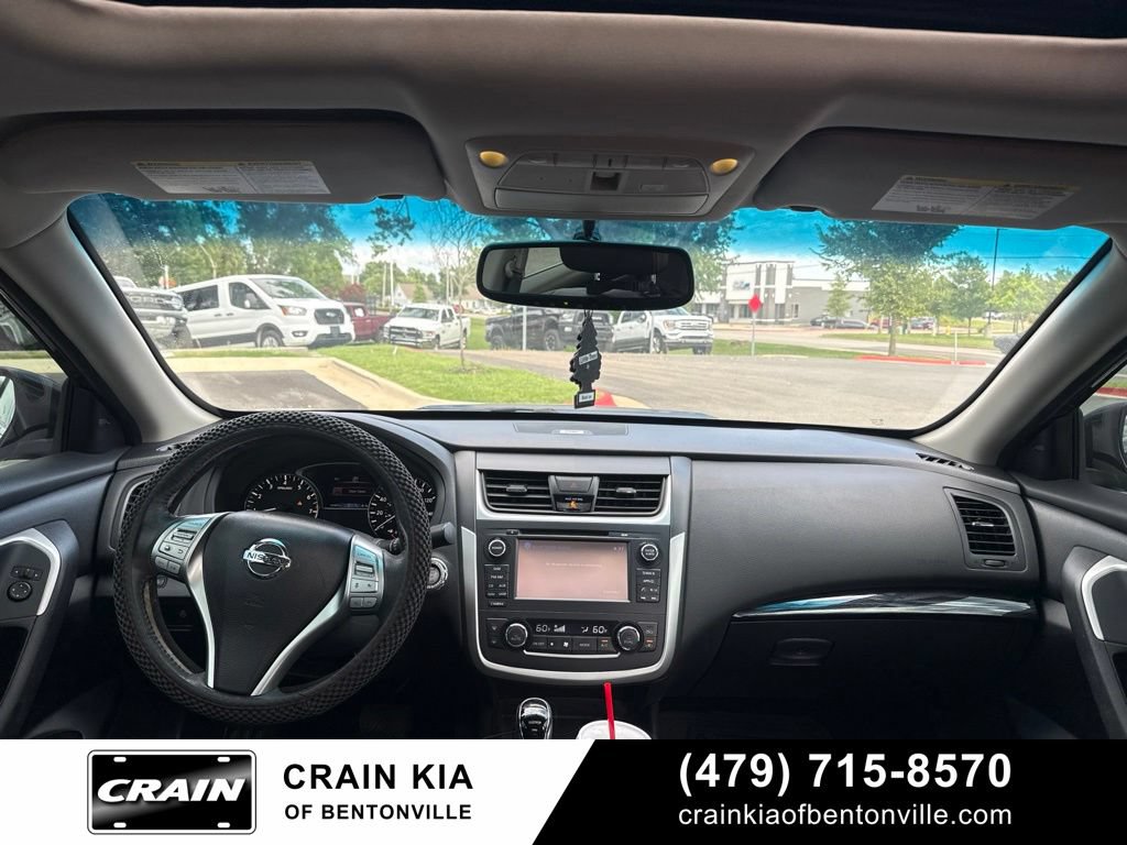 Used 2017 Nissan Altima 2.5 SL w/ 2.5 Technology Package FWD image 15
