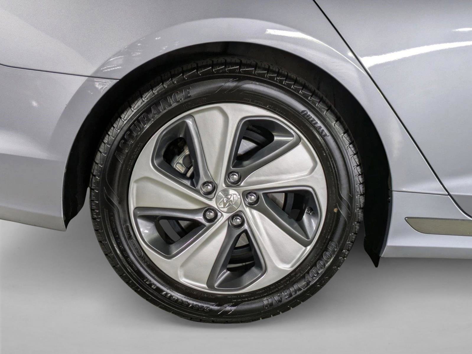 Used 2016 Hyundai Sonata Limited w/ Option Group 02 FWD image 24