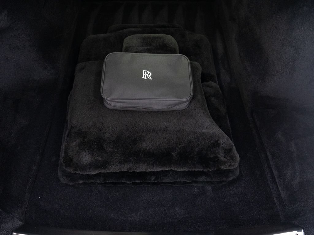 Certified 2023 Rolls-Royce Phantom Sedan RWD image 53