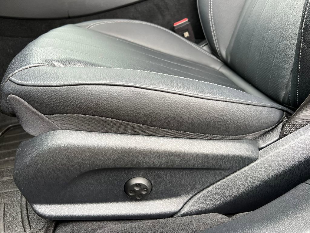 Used 2023 Mercedes-Benz E 350 E 350 image 11