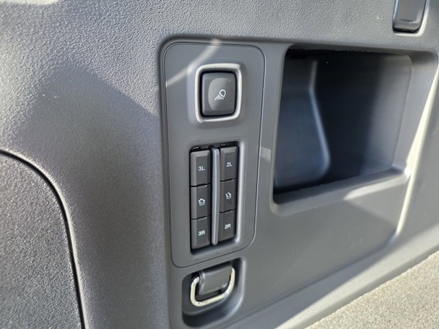 New 2025 Ford Expedition Max Platinum w/ Driver's Package image 9