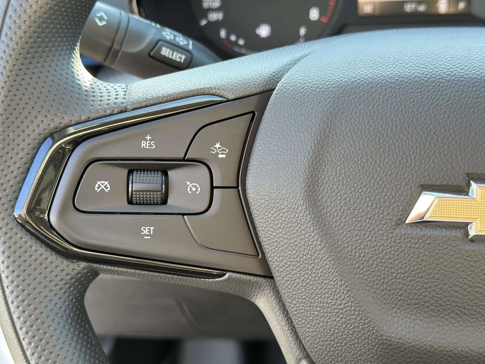 New 2026 Chevrolet Trax LS w/ LS Convenience Package image 14