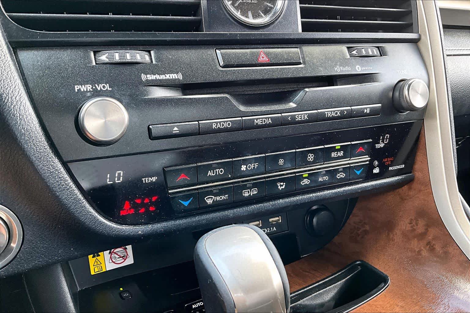 Used 2021 Lexus RX 350L FWD w/ Premium Package image 36