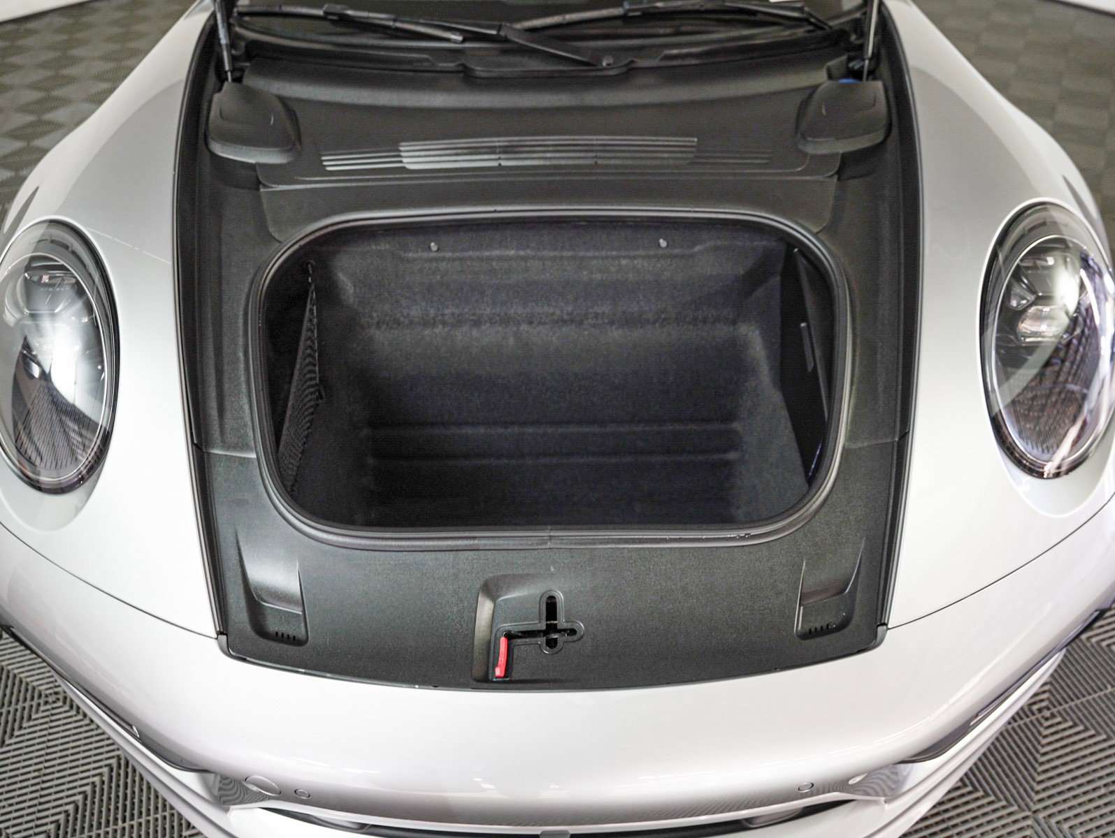 Used 2024 Porsche 911 Carrera 4 GTS image 25