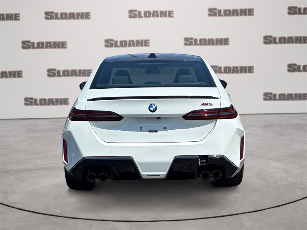 New 2026 BMW M5 image 4