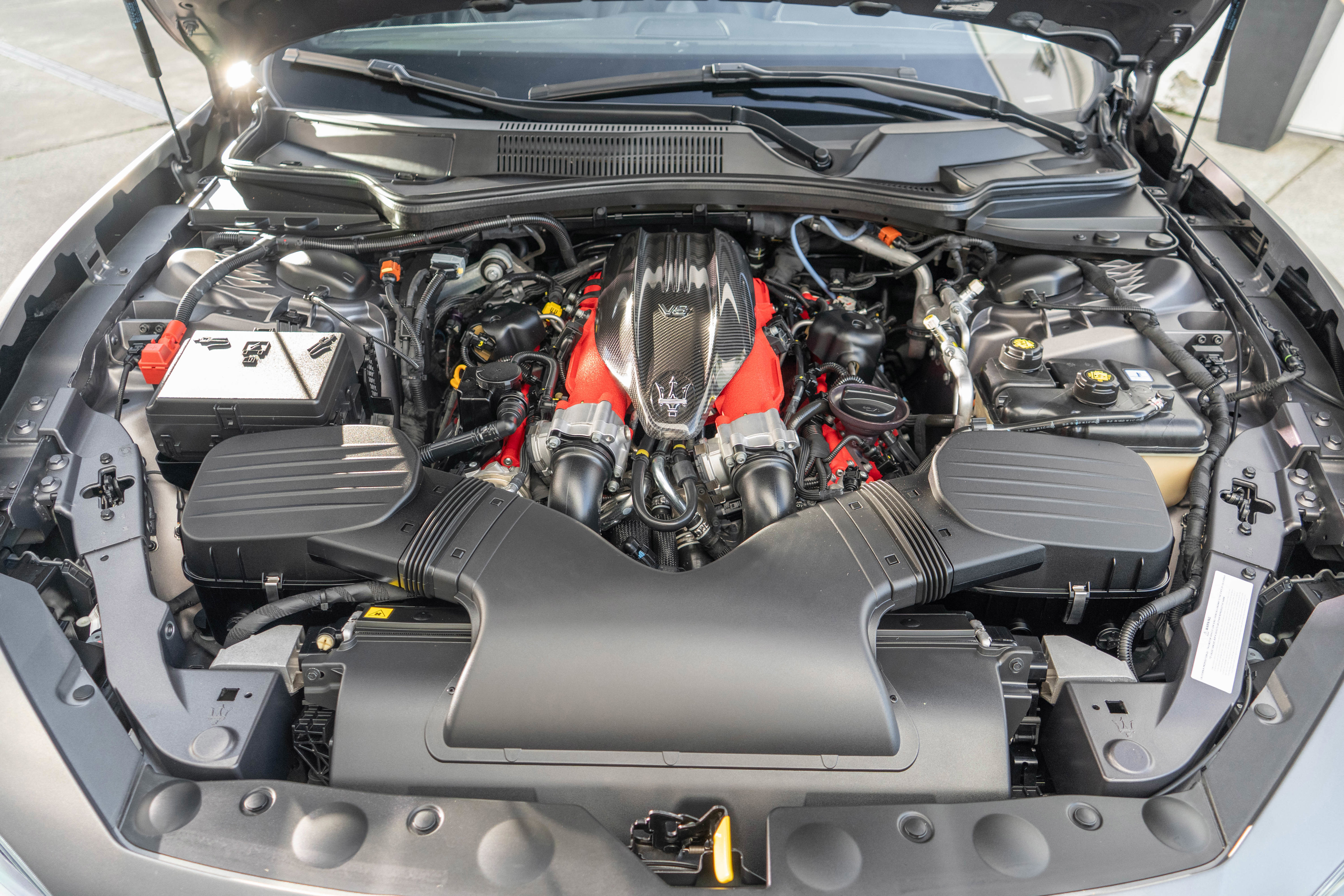 Used 2022 Maserati Ghibli Trofeo image 35