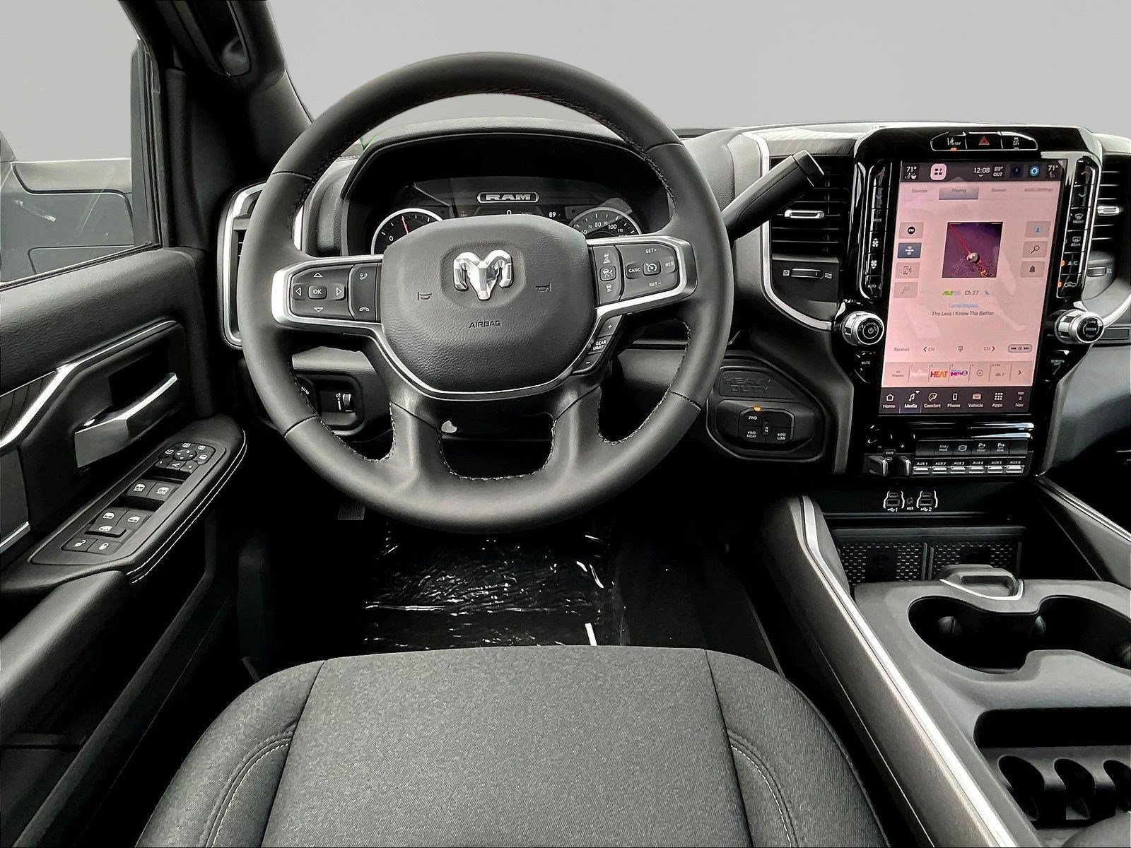 New 2026 RAM 3500 Big Horn AWD/4WD image 9
