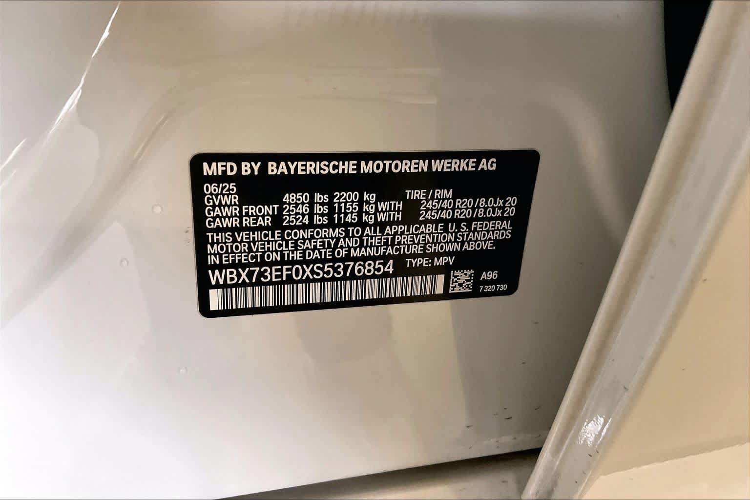 Used 2025 BMW X1 xDrive28i w/ M Sport Package AWD/4WD image 32