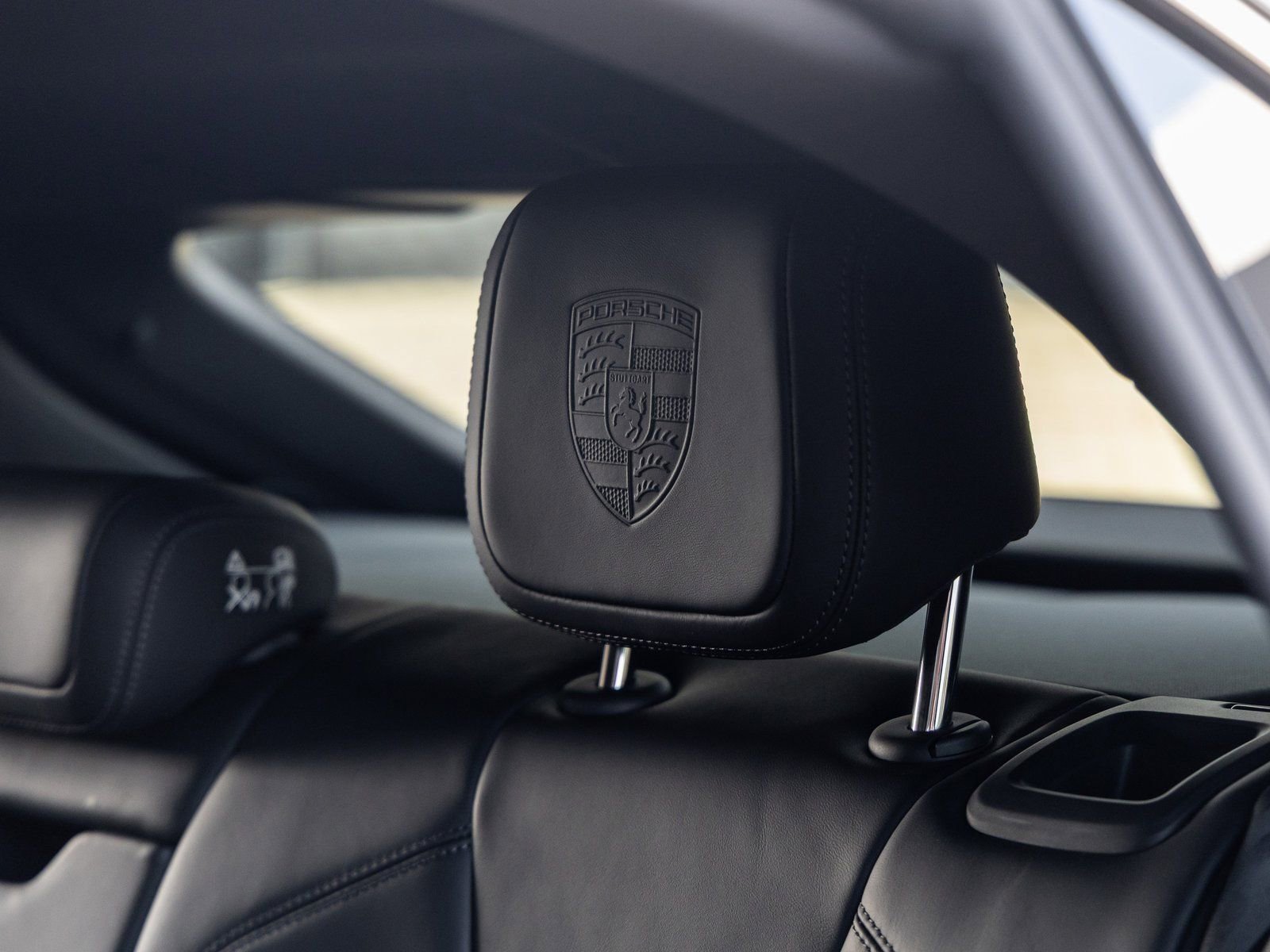 New 2025 Porsche Macan 4S Electric image 37