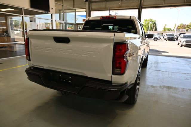 Used 2023 Chevrolet Colorado Z71 w/ Z71 Convenience Package 2 AWD/4WD image 6