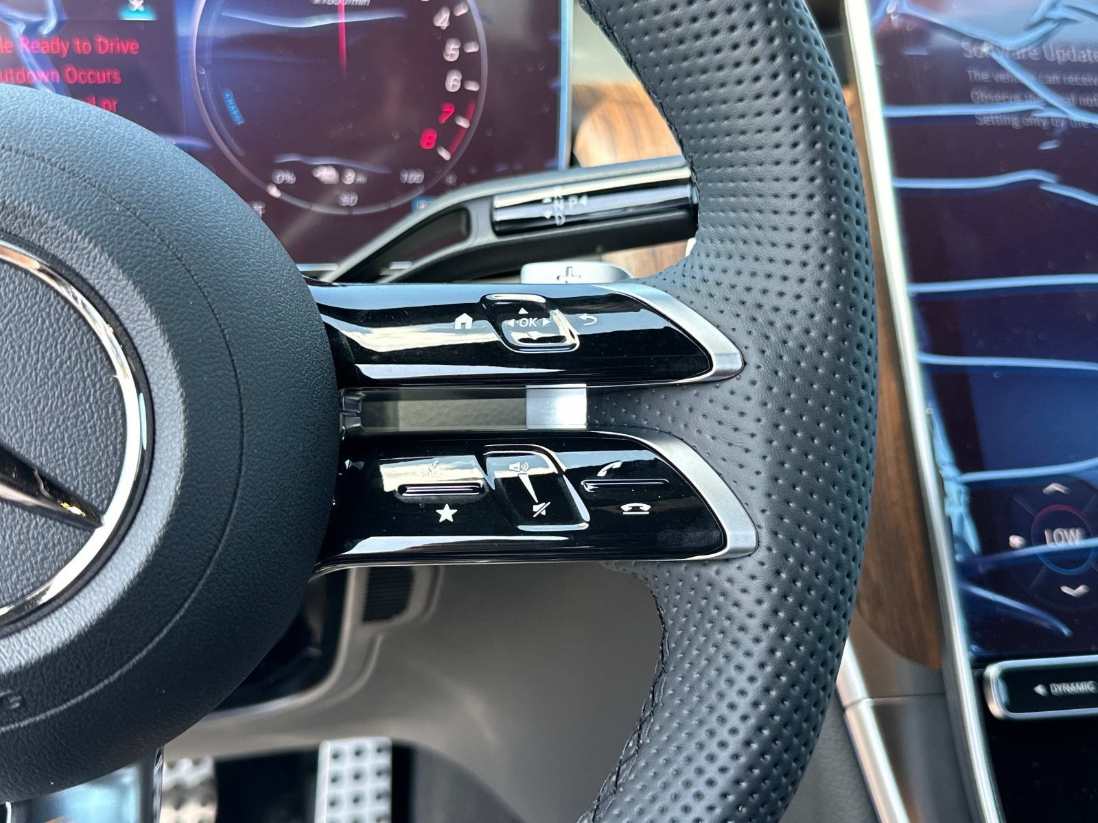New 2025 Mercedes-Benz GLC 350e 4MATIC image 25