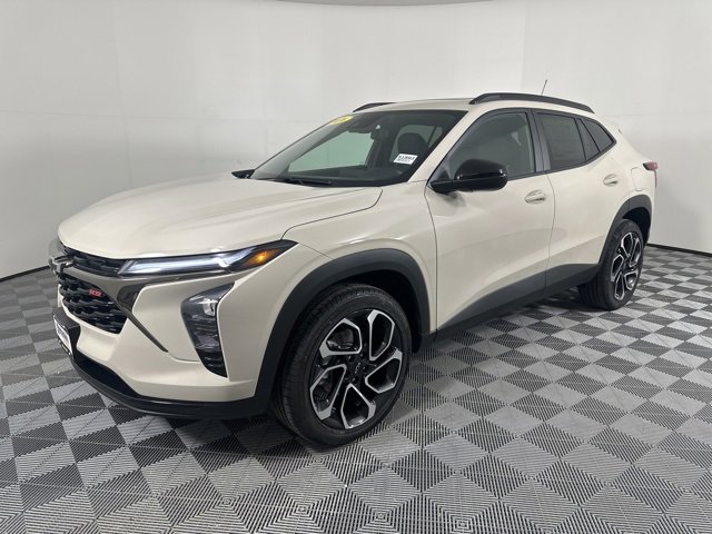 New 2026 Chevrolet Trax RS w/ Sunroof Package image 7