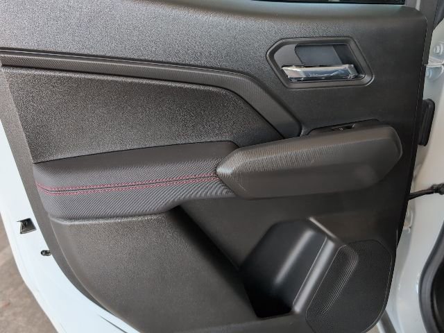 New 2025 Chevrolet Colorado Z71 w/ Technology Package AWD/4WD image 15