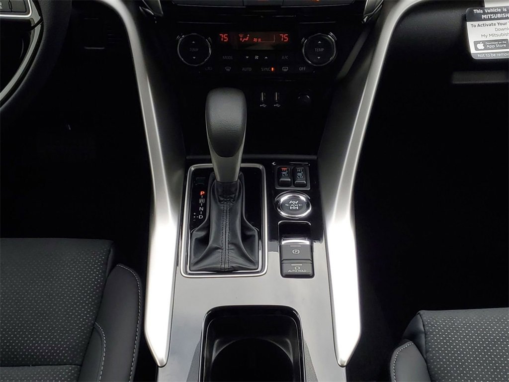 New 2025 Mitsubishi Eclipse Cross SE image 28