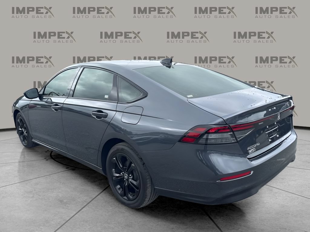 Used 2025 Honda Accord SE image 2