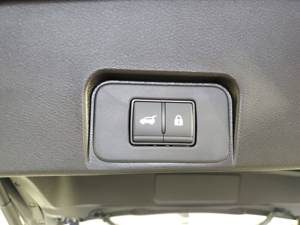 New 2026 Nissan Rogue SV FWD image 32