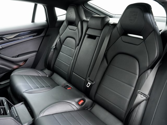 Certified 2025 Porsche Panamera 4 AWD/4WD image 24