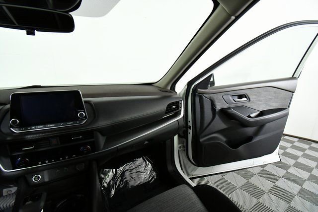Used 2023 Nissan Rogue SV AWD/4WD image 20