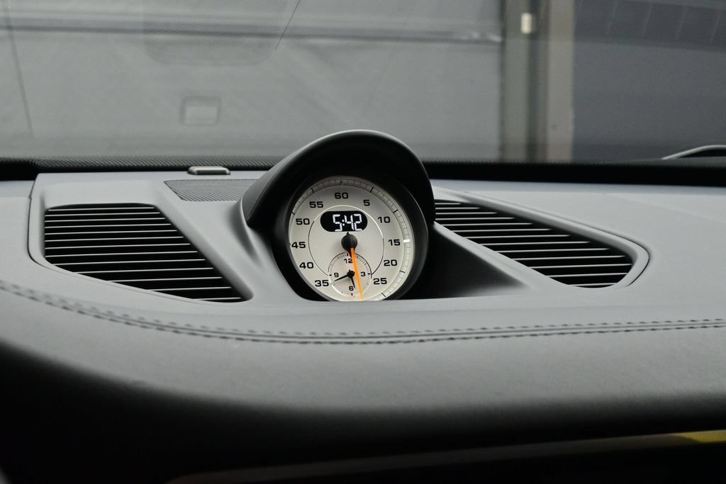 Used 2018 Porsche 911 GT3 RWD image 12