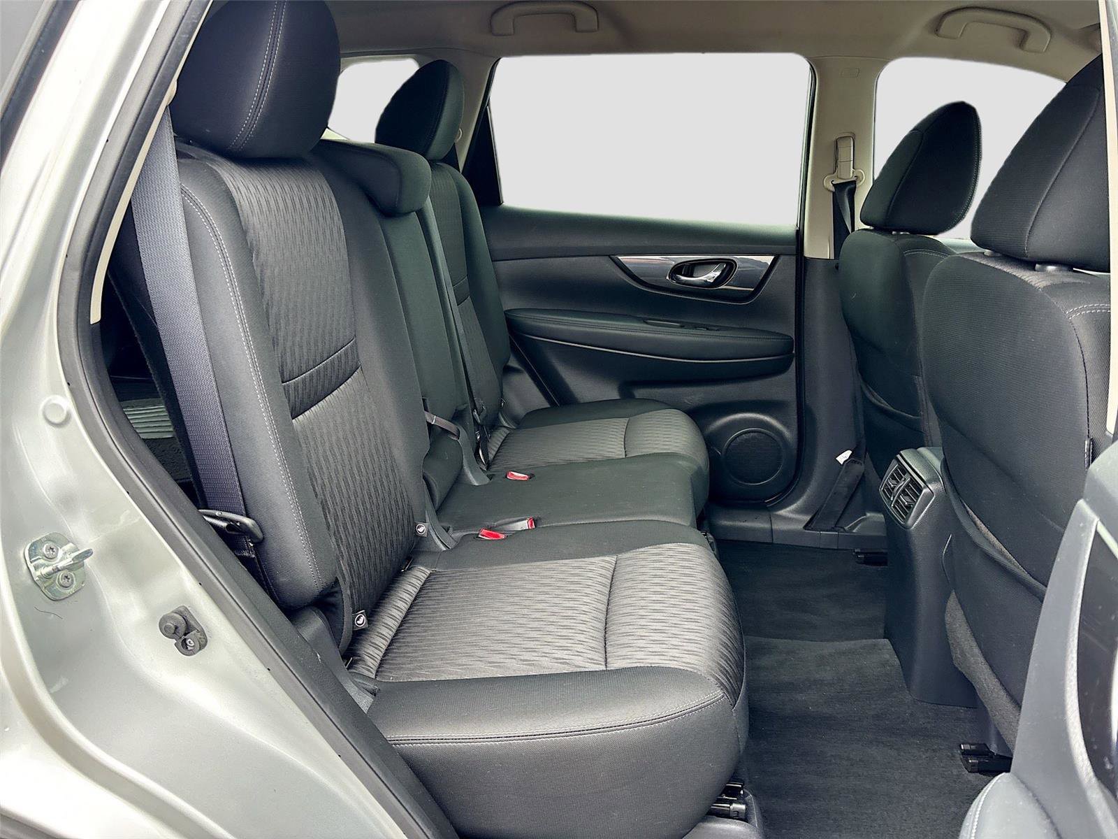 Used 2019 Nissan Rogue S w/ Special Edition Package image 25