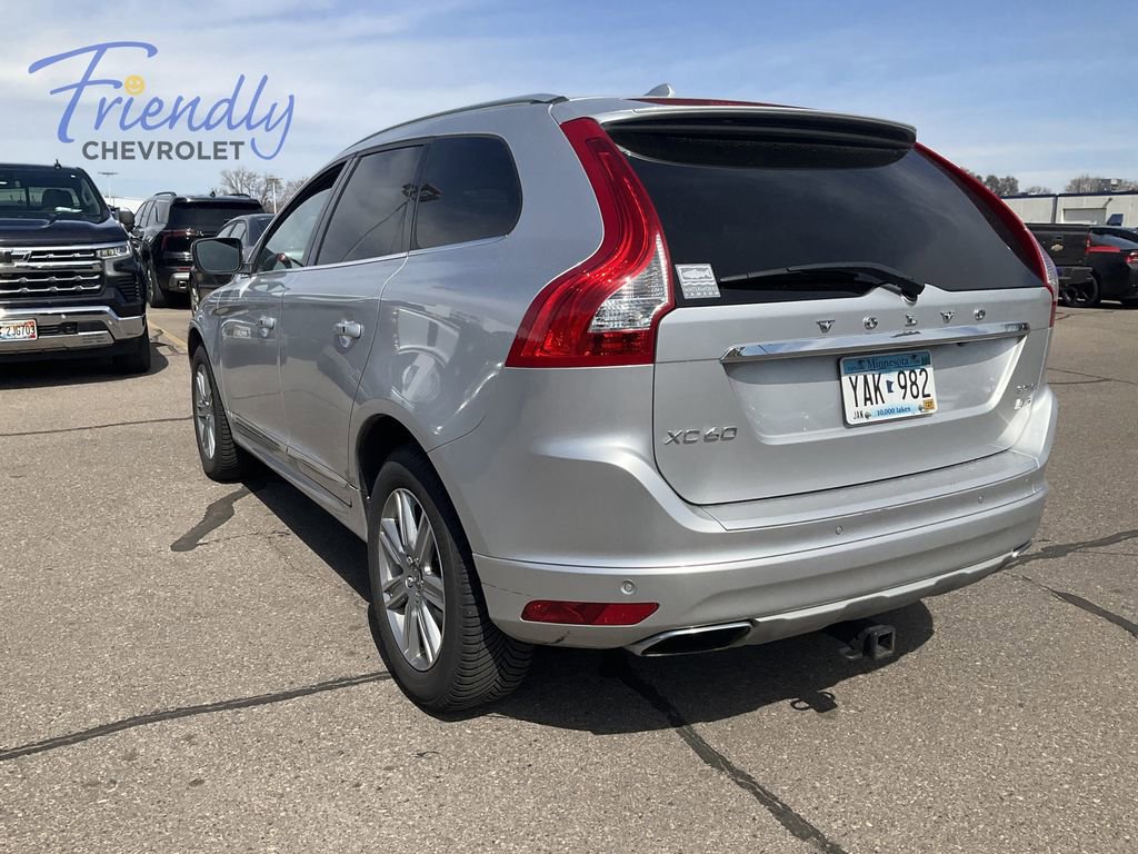 Used 2016 Volvo XC60 T6 AWD/4WD image 4