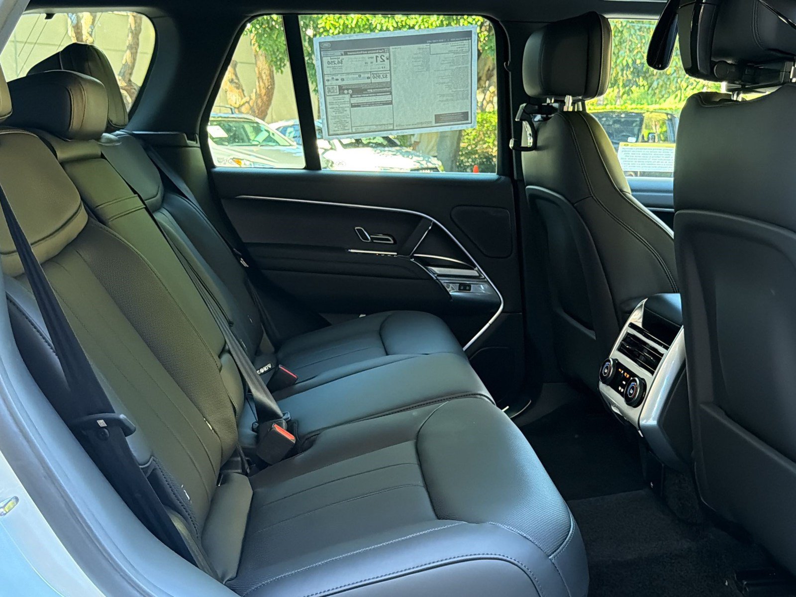New 2026 Land Rover Range Rover SE AWD/4WD image 31