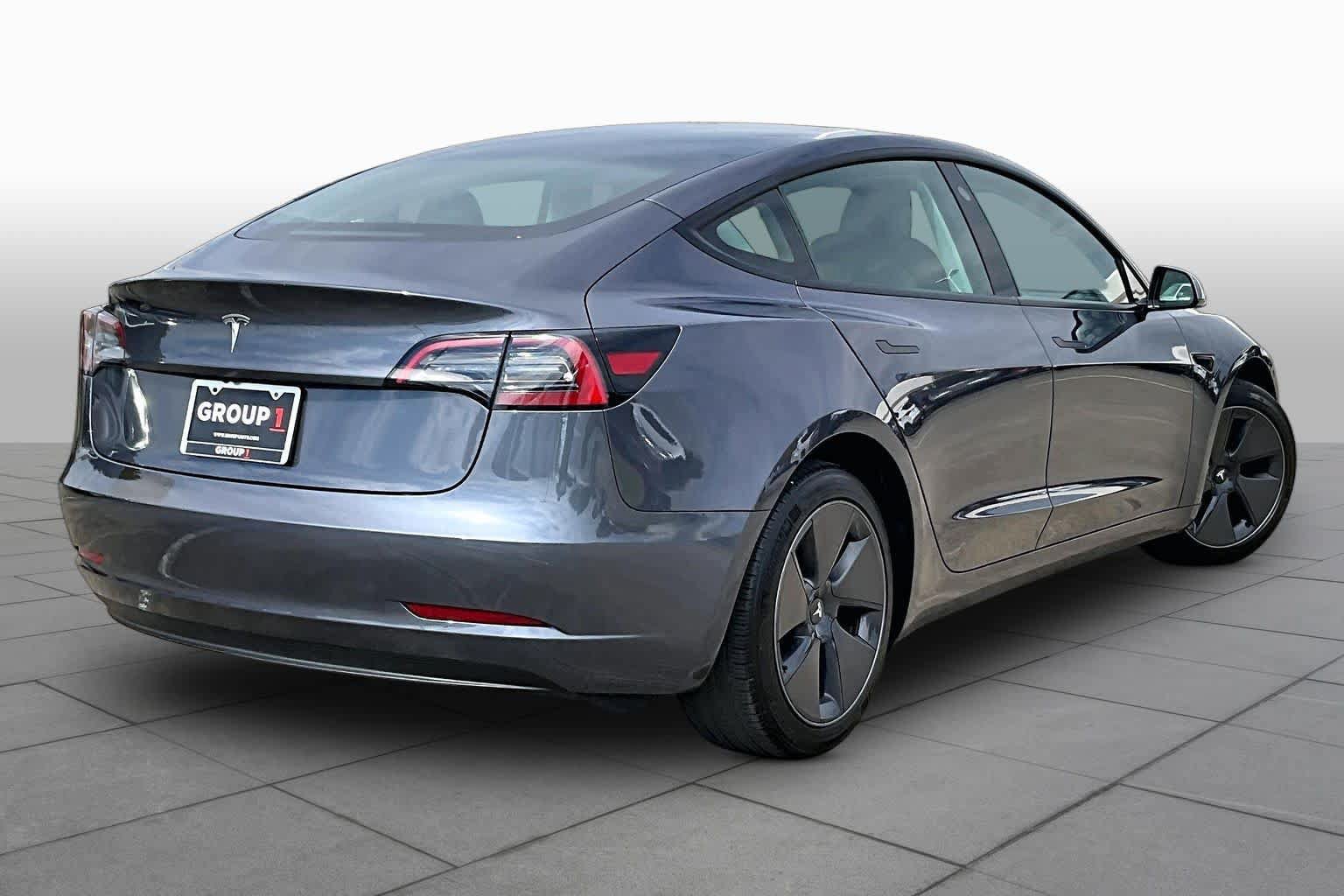 Used 2023 Tesla Model 3 Standard Range RWD image 10