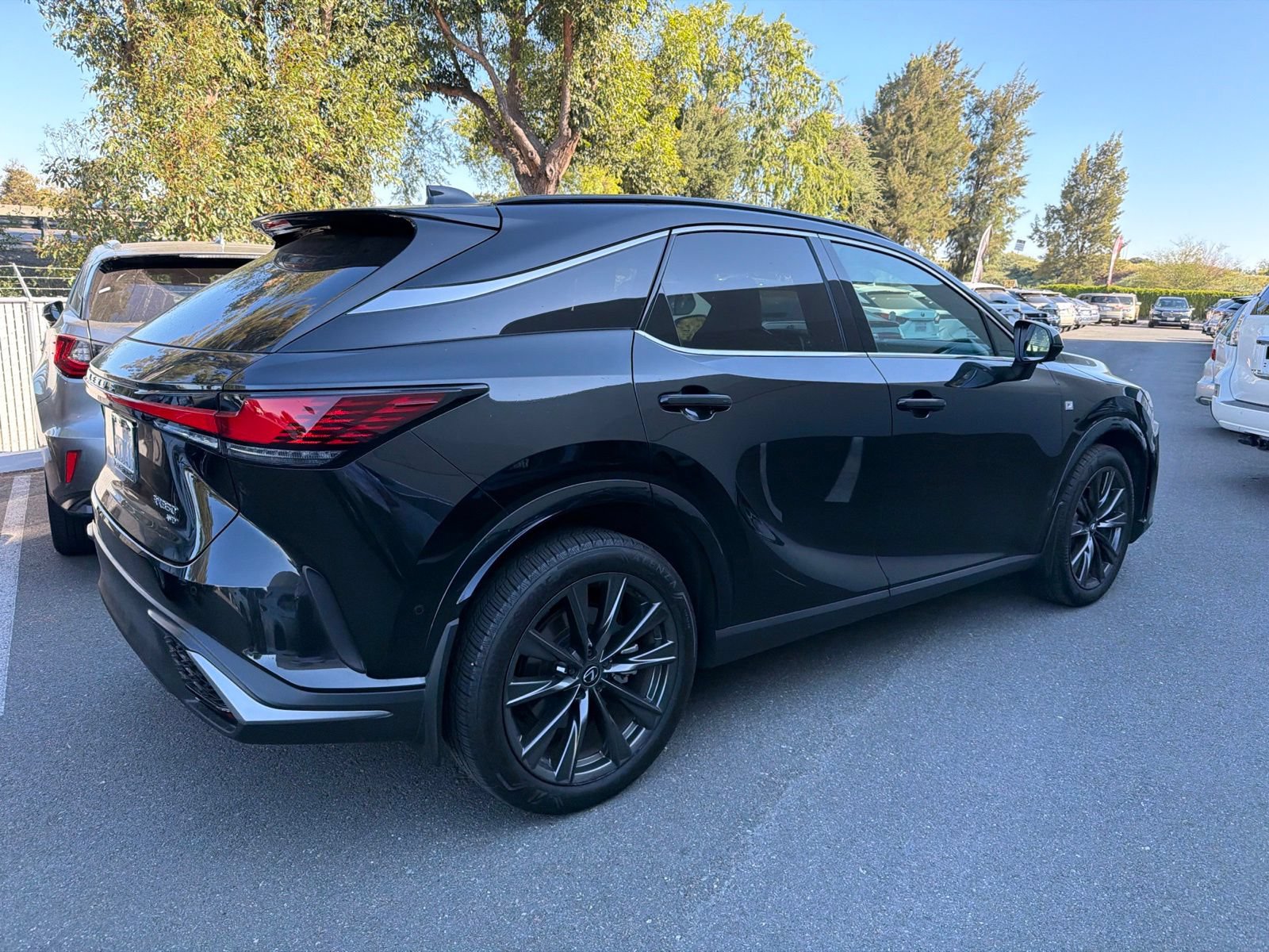 Used 2024 Lexus RX 350 F Sport w/ Convenience Package AWD/4WD image 4
