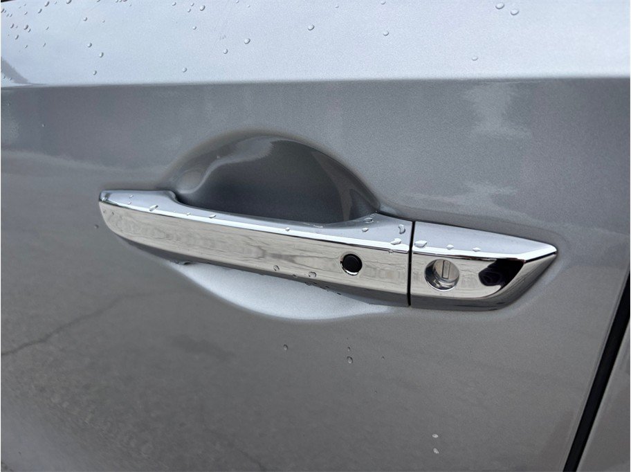 Used 2023 Honda Odyssey Elite image 17