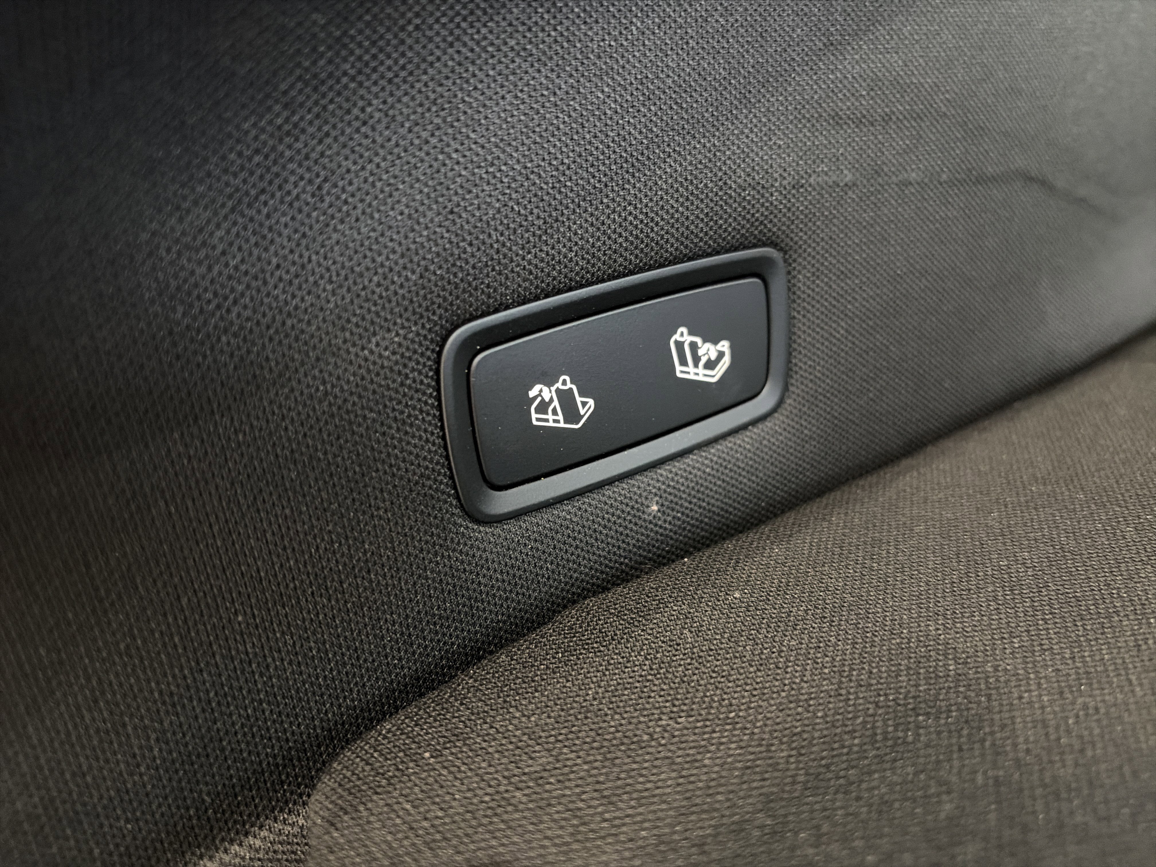 Used 2026 Tesla Model Y 2WD image 9