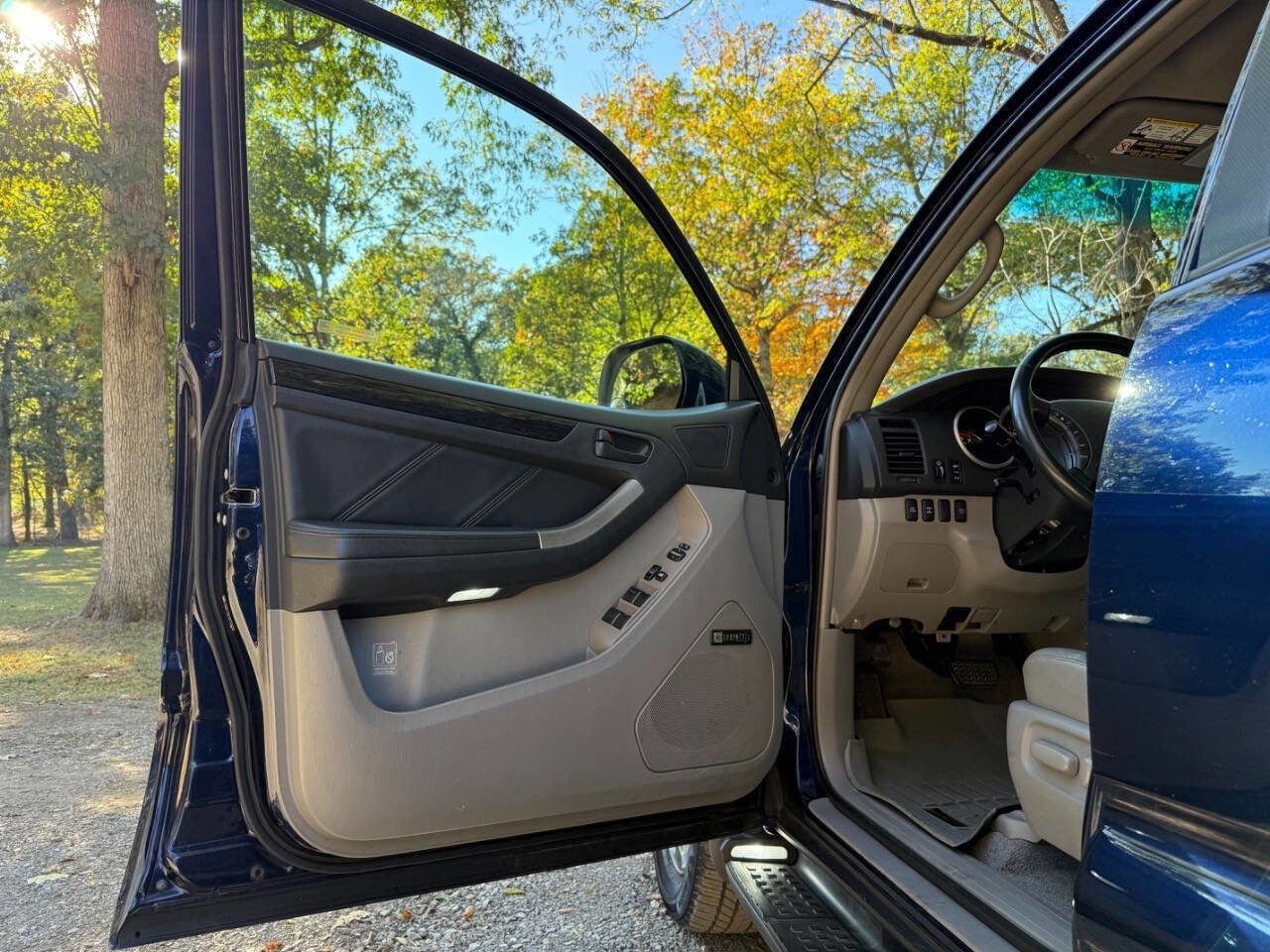 Used 2007 Toyota 4Runner Limited image 31