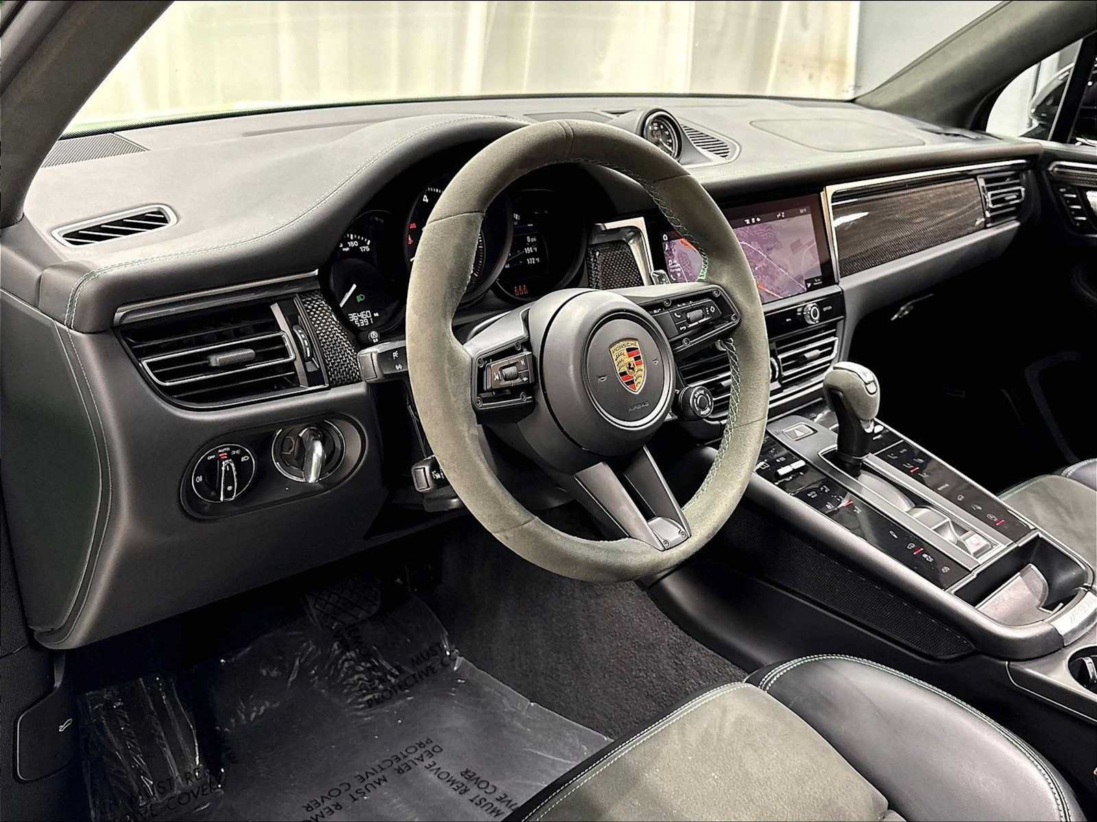 Used 2023 Porsche Macan GTS AWD/4WD image 6