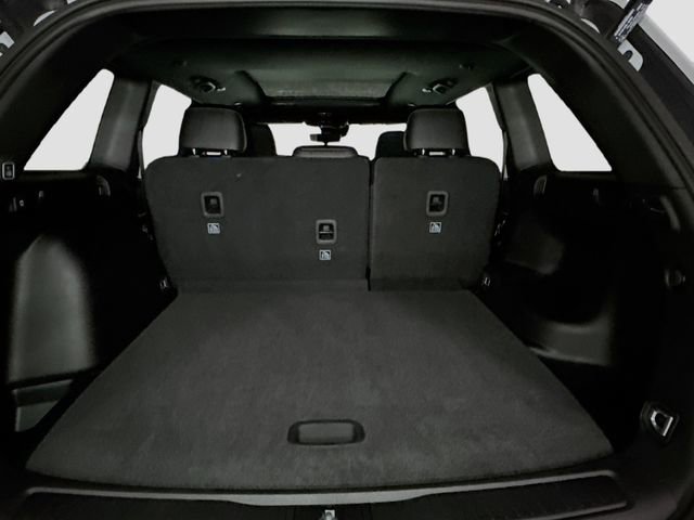 New 2025 Jeep Grand Cherokee Limited w/ Luxury Tech Group II image 30