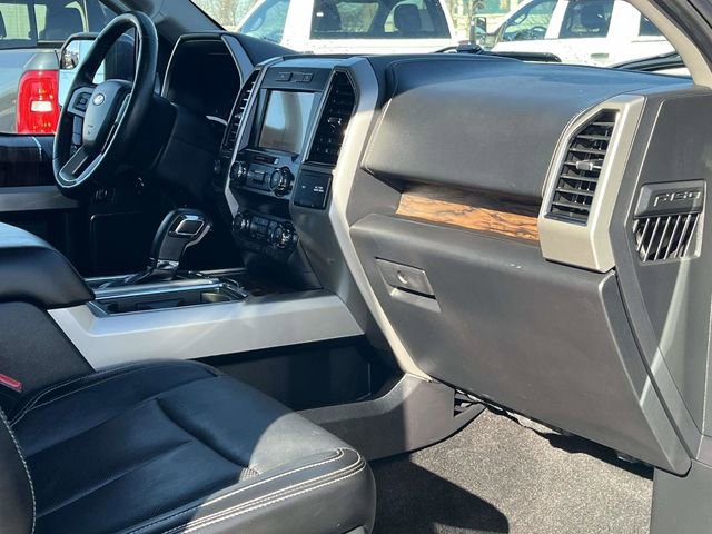 Used 2019 Ford F150 Lariat image 24