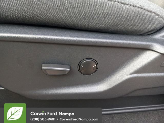 New 2026 Ford F250 XLT w/ XLT Premium Package image 12