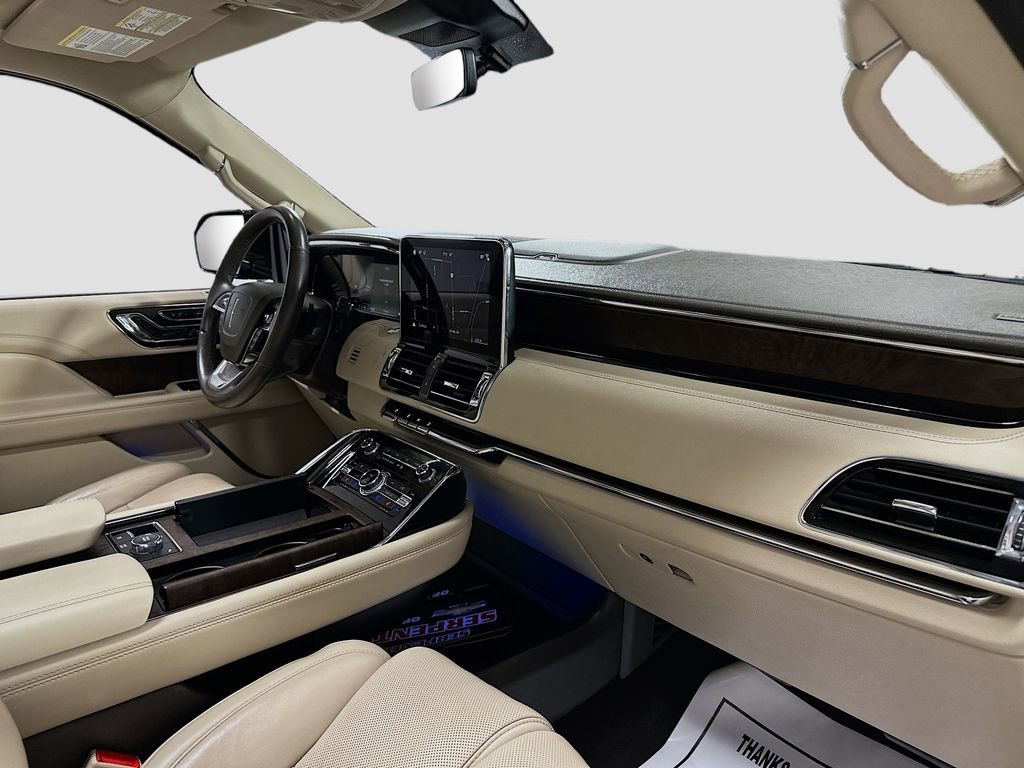 Used 2019 Lincoln Navigator Reserve w/ Cargo Package image 32