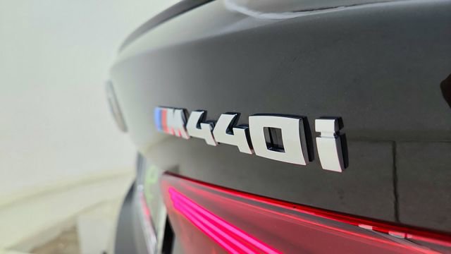 Used 2026 BMW M440i Coupe RWD image 18