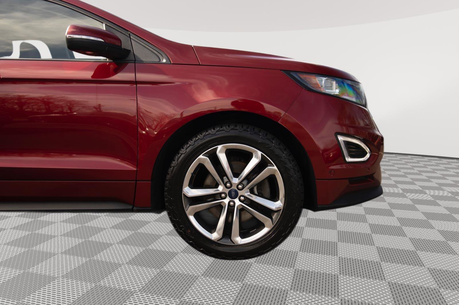 Used 2018 Ford Edge Sport w/ Equipment Group 401A AWD/4WD image 24
