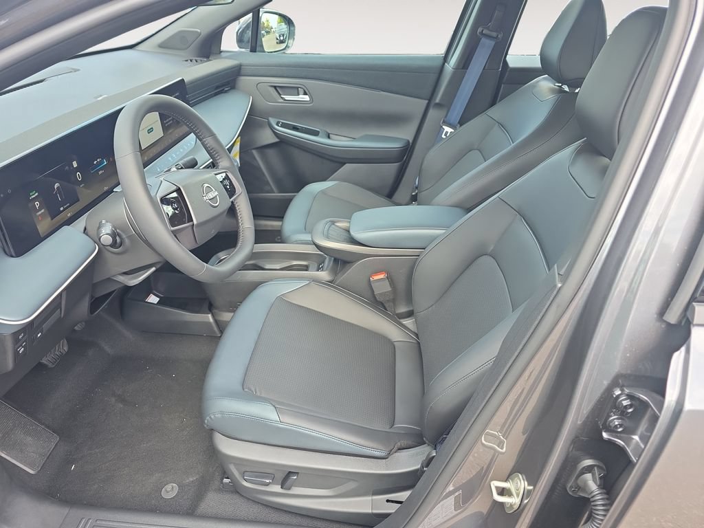 New 2026 Nissan Leaf SV+ w/ Floor Mat Package (SV+) FWD image 9