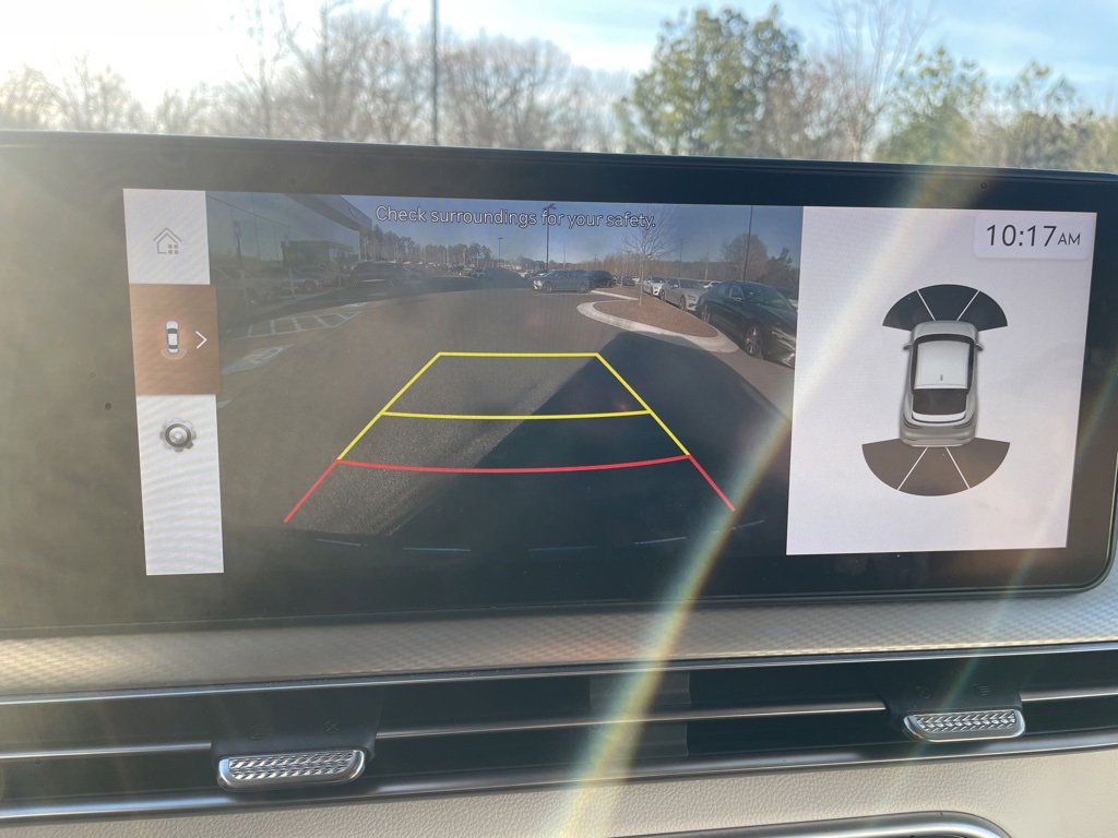 Used 2024 Genesis GV60 RWD image 12