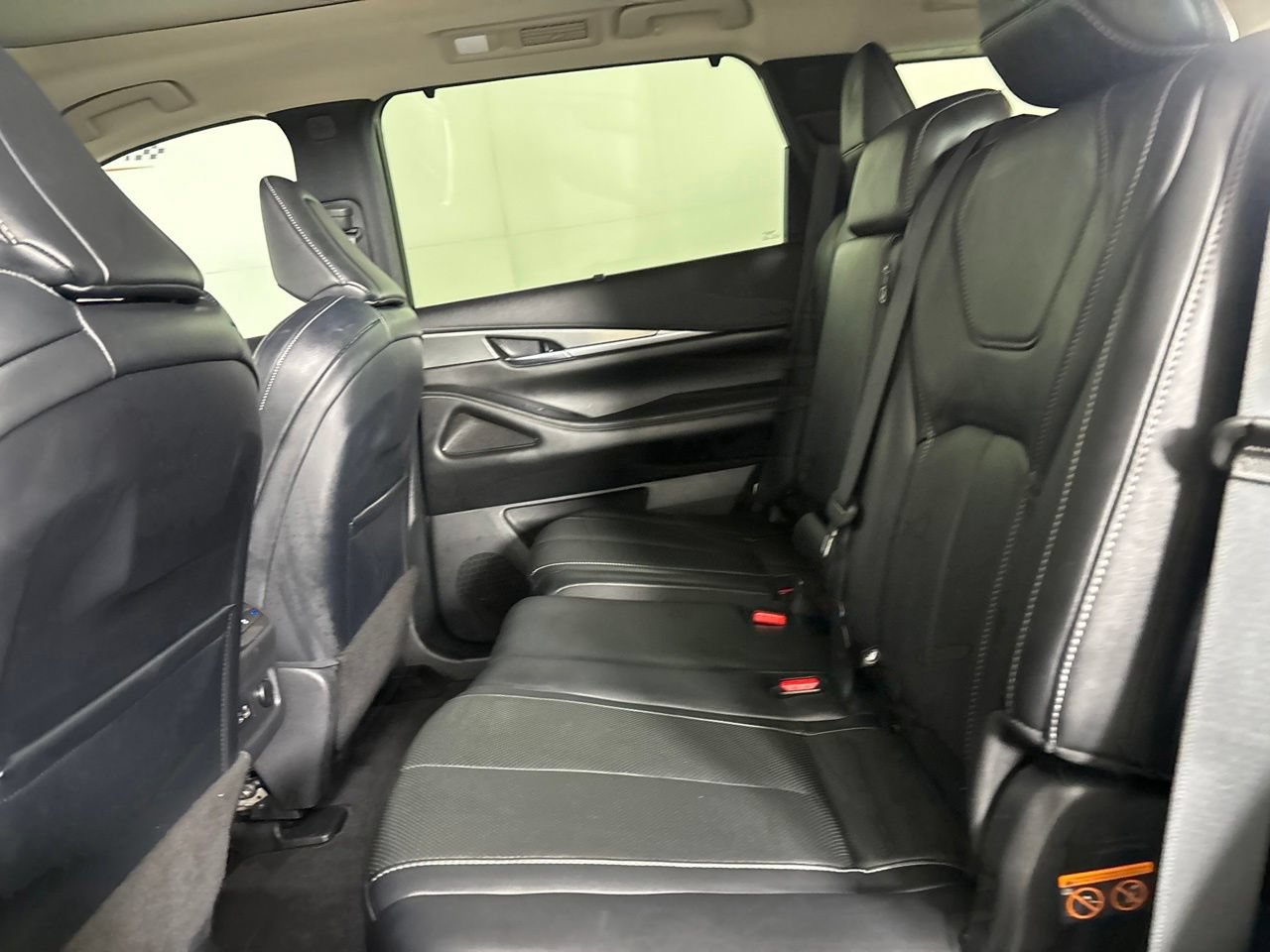 Used 2023 INFINITI QX60 Luxe FWD image 26