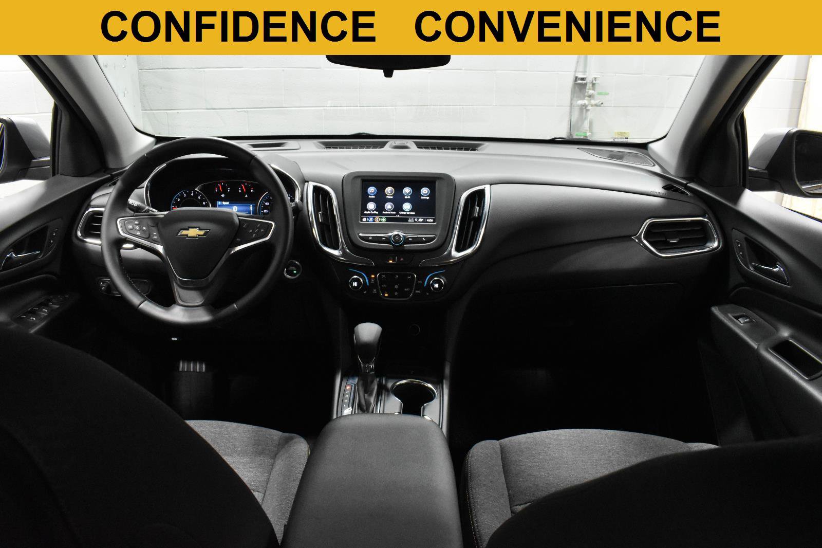 Used 2023 Chevrolet Equinox LT image 2