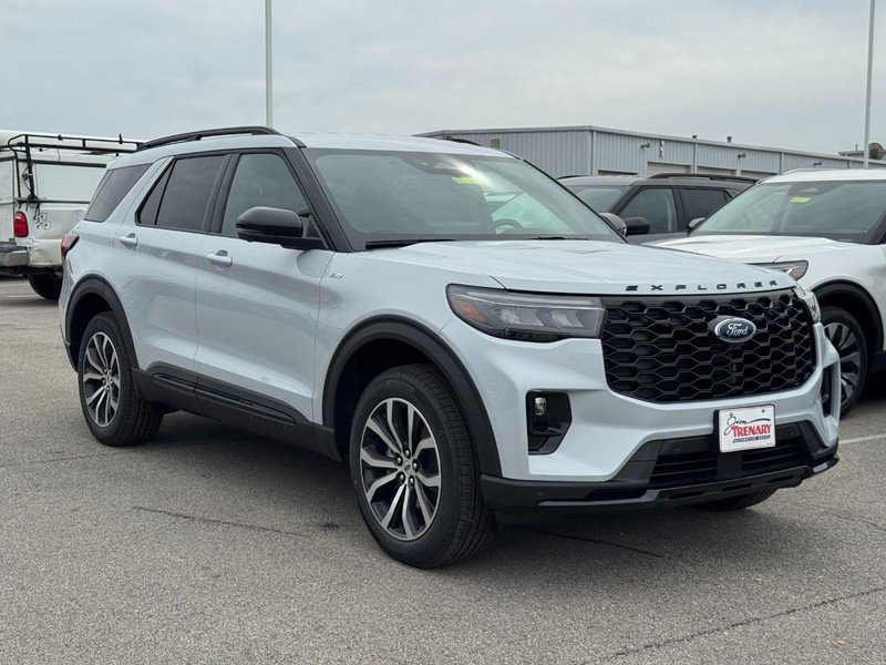 New 2026 Ford Explorer ST-Line video 2