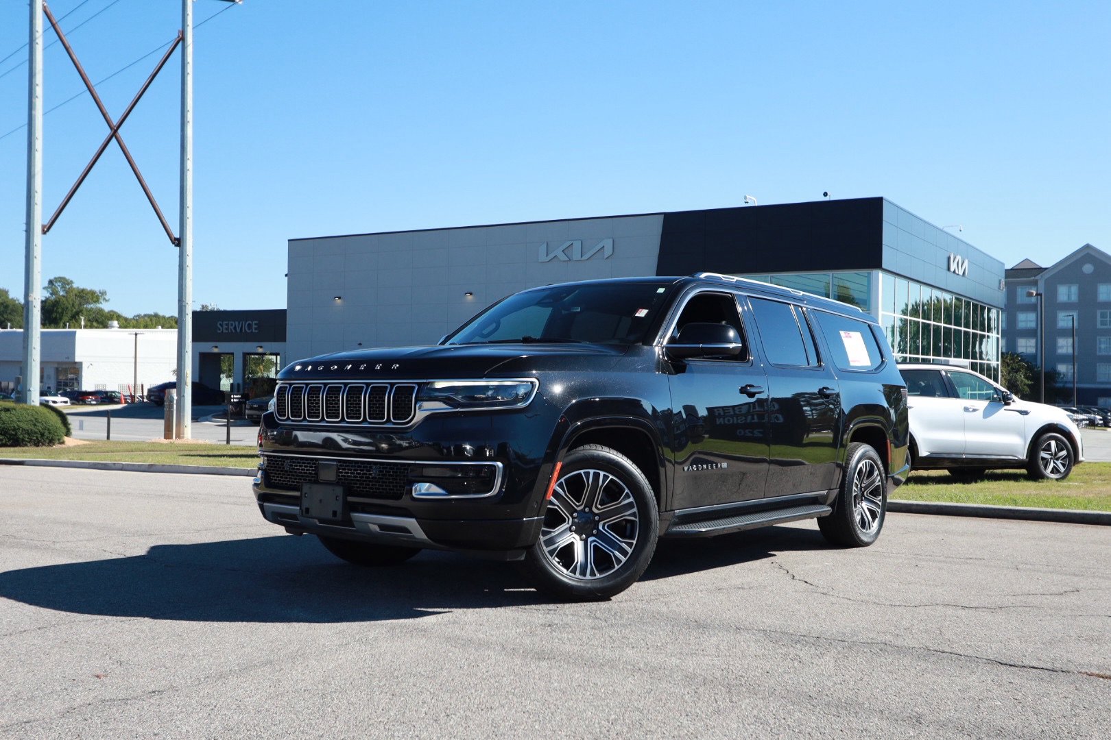 Used 2024 Jeep Wagoneer L Series II RWD 360° Tour