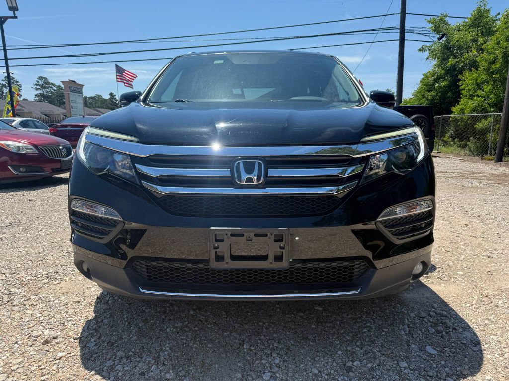 Used 2017 Honda Pilot Touring image 2