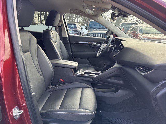 Used 2023 Buick Envision Essence image 31