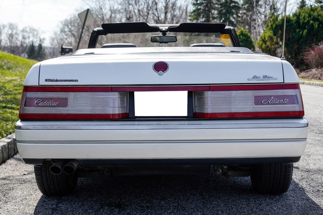 Used 1993 Cadillac Allante FWD image 5